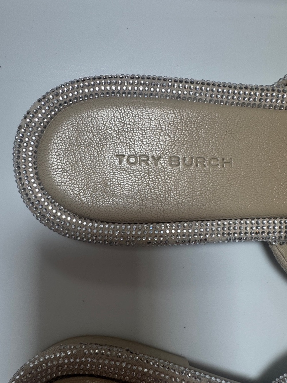 Tory Burch Miller Pavé Knotted Thong Sandals Stone Grey Size 8 - Picture 6 of 9
